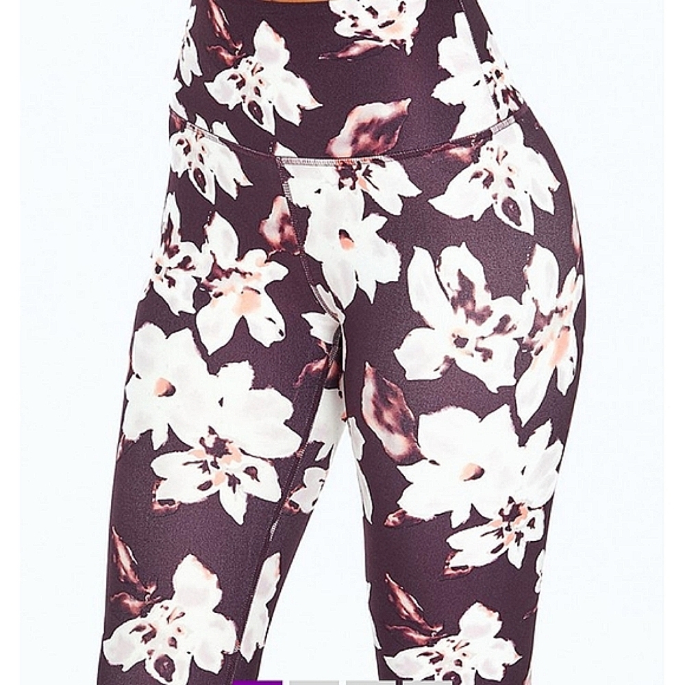 👍BALANCE COLLECTION 25" Wild Plum Floral Leggings